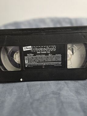 Disney Winnie the Pooh and Tigger Too VHS - Black